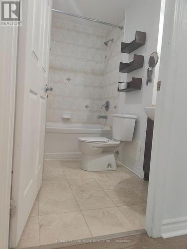 1609 - 18 Holmes Avenue, Toronto, ON - Indoor Photo Showing Bathroom