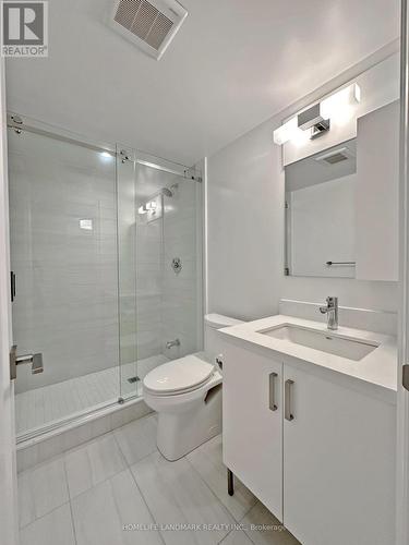 45 Gandhi Lane, Markham, ON - Indoor Photo Showing Bathroom