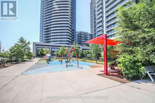 302 - 7167 Yonge Street, Markham, ON - Outdoor With Facade