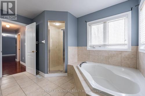 15 Hellyer Avenue, Brampton, ON - Indoor Photo Showing Bathroom