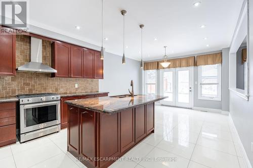 15 Hellyer Avenue, Brampton, ON - Indoor Photo Showing Kitchen With Double Sink With Upgraded Kitchen