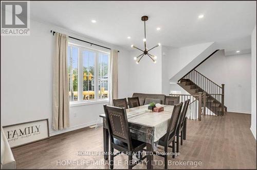 3205 Mosley Street, Wasaga Beach, ON - Indoor Photo Showing Dining Room