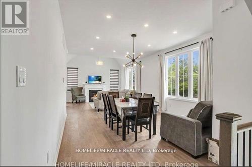 3205 Mosley Street, Wasaga Beach, ON - Indoor Photo Showing Dining Room