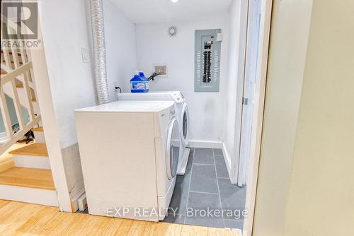 512 Mcleod Street, Ottawa, ON - Indoor Photo Showing Laundry Room