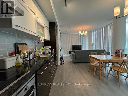 912 Br2 - 770 Bay Street, Toronto, ON - Indoor