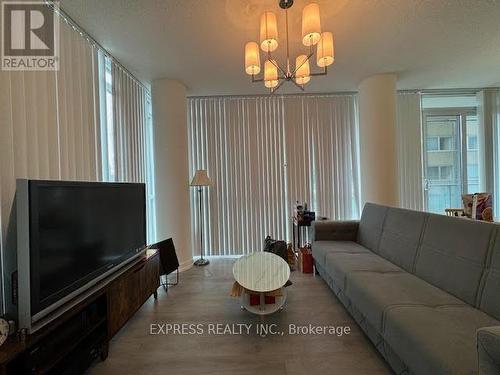 912 Br2 - 770 Bay Street, Toronto, ON - Indoor Photo Showing Living Room