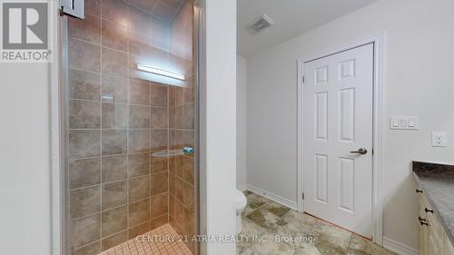 76 Wimbledon Court, Whitby, ON - Indoor Photo Showing Bathroom