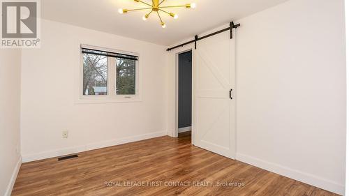 2427 Wallace Avenue, Innisfil, ON - Indoor Photo Showing Other Room