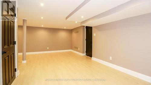 2427 Wallace Avenue, Innisfil, ON - Indoor Photo Showing Other Room