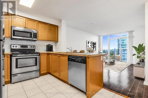 1004 - 3 Michael Power Place, Toronto, ON - Indoor Photo Showing Kitchen With Stainless Steel Kitchen