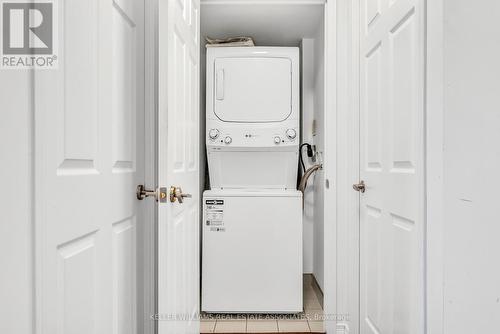 1004 - 3 Michael Power Place, Toronto, ON - Indoor Photo Showing Laundry Room