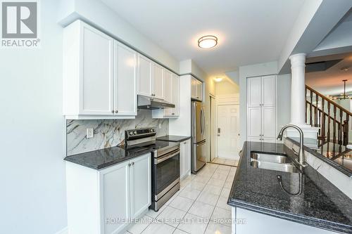 120 Benhurst Crescent, Brampton, ON - Indoor Photo Showing Kitchen With Double Sink With Upgraded Kitchen