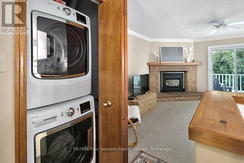 9 - 2 Ramblings Way, Collingwood, ON - Indoor Photo Showing Laundry Room