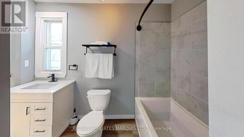 10 Millville Avenue, Cornwall, ON - Indoor Photo Showing Bathroom