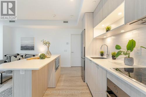 2304 - 20 Tubman Avenue, Toronto, ON - Indoor Photo Showing Kitchen With Upgraded Kitchen