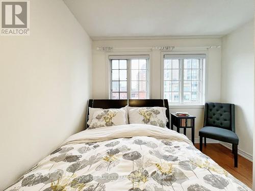 8E Hycrest Avenue, Toronto, ON - Indoor Photo Showing Bedroom