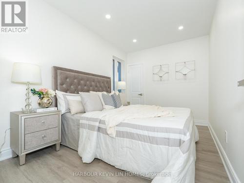 105 Westlake Avenue, Toronto, ON - Indoor Photo Showing Bedroom