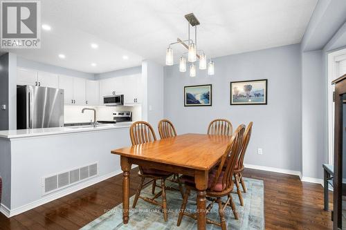 78 - 3333 New Street, Burlington, ON - Indoor Photo Showing Dining Room