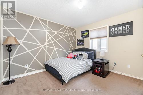 15 Cookview Drive, Brampton, ON - Indoor Photo Showing Bedroom