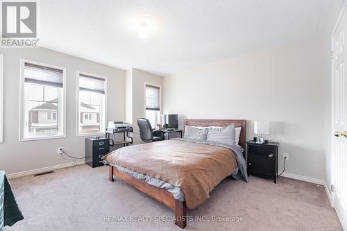 15 Cookview Drive, Brampton, ON - Indoor Photo Showing Bedroom