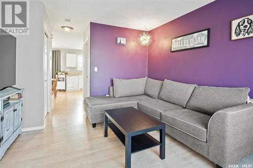 65 135 Pawlychenko Lane, Saskatoon, SK - Indoor Photo Showing Living Room