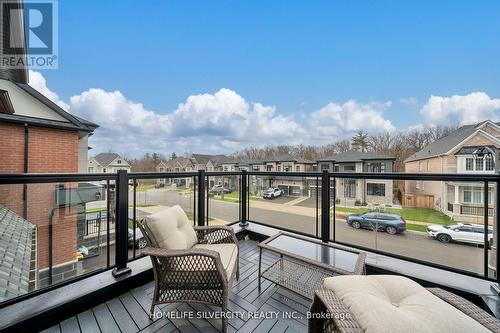 398 Spyglass Green, Oakville, ON - Outdoor With Exterior