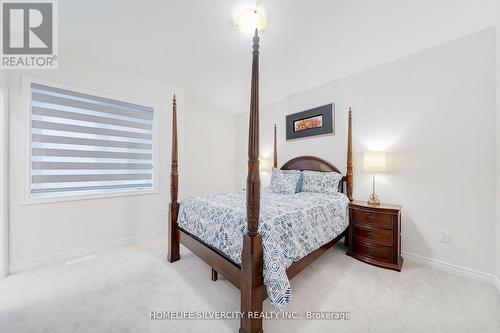 398 Spyglass Green, Oakville, ON - Indoor Photo Showing Bedroom