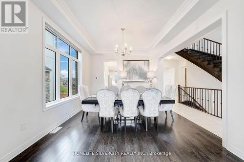 398 Spyglass Green, Oakville, ON - Indoor Photo Showing Dining Room