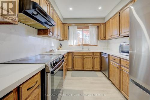 178 Ripplewood Road, Cambridge, ON - Indoor Photo Showing Kitchen