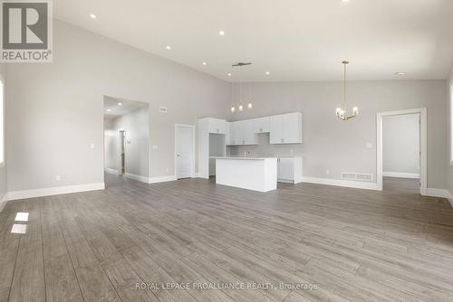 10 French Street, Prince Edward County (Picton), ON - Indoor Photo Showing Kitchen