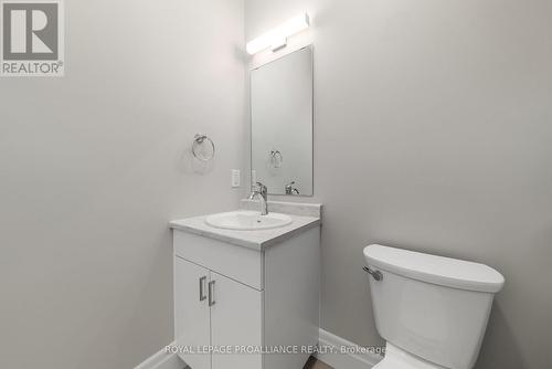 10 French Street, Prince Edward County (Picton), ON - Indoor Photo Showing Bathroom