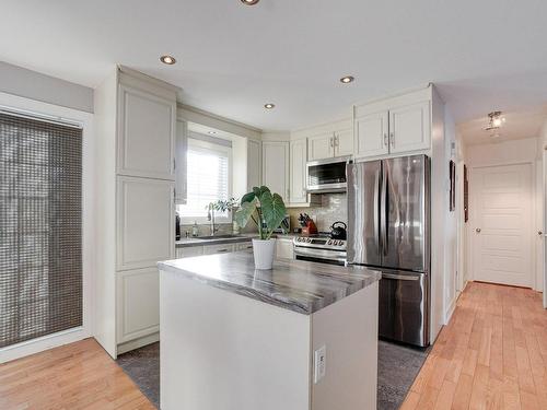 Vue d'ensemble - 2461 Rue Des Chouettes, Terrebonne (La Plaine), QC - Indoor Photo Showing Kitchen