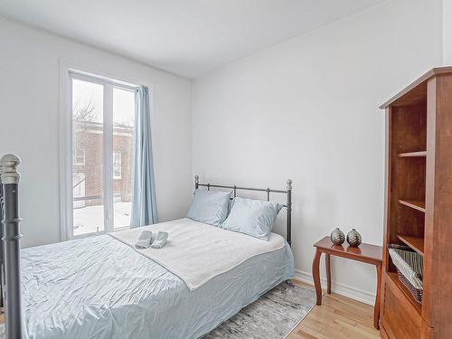 Bedroom - 222-2730 Rue Notre-Dame O., Montréal (Le Sud-Ouest), QC - Indoor Photo Showing Bedroom