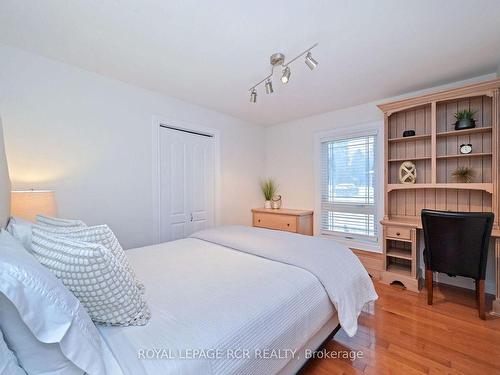 20 Joseph St, Adjala-Tosorontio, ON - Indoor Photo Showing Bedroom