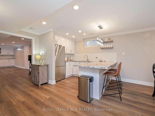 20 Joseph St, Adjala-Tosorontio, ON - Indoor Photo Showing Kitchen With Upgraded Kitchen