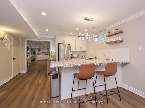 20 Joseph St, Adjala-Tosorontio, ON - Indoor Photo Showing Kitchen With Upgraded Kitchen