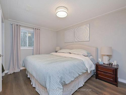 20 Joseph St, Adjala-Tosorontio, ON - Indoor Photo Showing Bedroom