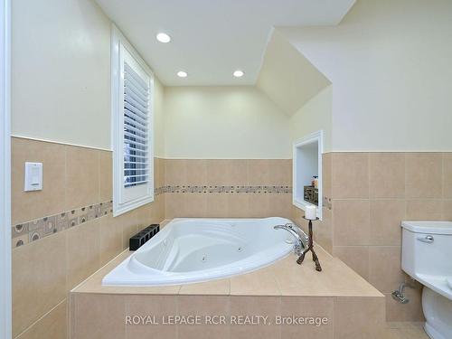 20 Joseph St, Adjala-Tosorontio, ON - Indoor Photo Showing Bathroom