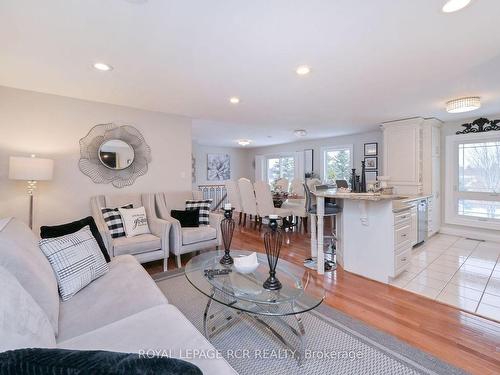 20 Joseph St, Adjala-Tosorontio, ON - Indoor Photo Showing Living Room