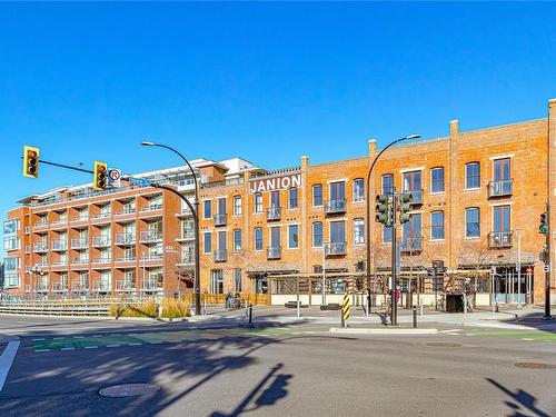 221-1610 Store St, Victoria, BC - Outdoor With Facade