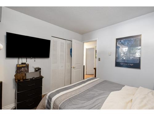 20784 48 Avenue, Langley, BC - Indoor Photo Showing Bedroom