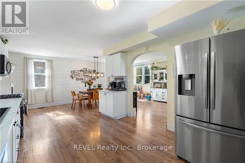 2951 Chippawa Road, Port Colborne (873 - Bethel), ON - Indoor Photo Showing Kitchen