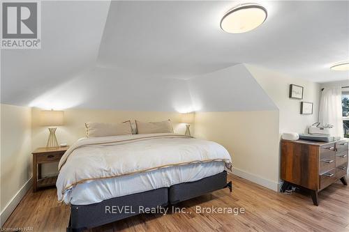 2951 Chippawa Road, Port Colborne (873 - Bethel), ON - Indoor Photo Showing Bedroom