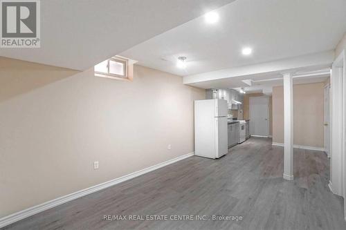 7177 Village Walk, Mississauga, ON - Indoor