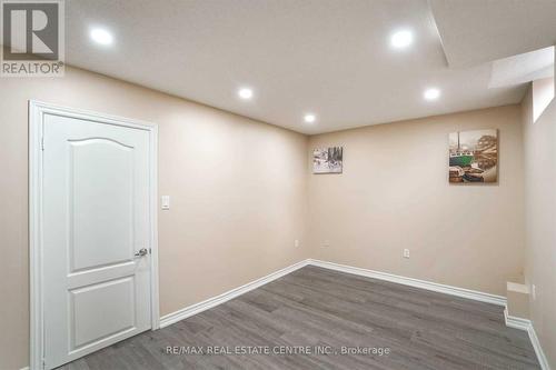 7177 Village Walk, Mississauga, ON - Indoor