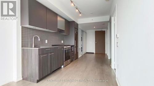 4812 - 251 Jarvis Street, Toronto, ON - Indoor Photo Showing Kitchen