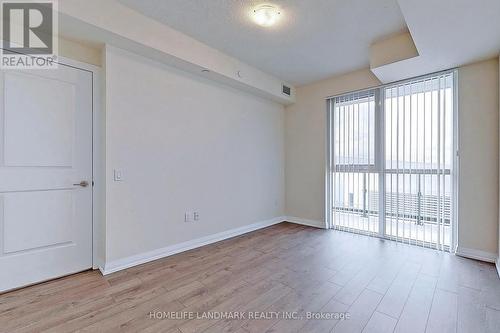 On - 35 Watergarden Drive, Mississauga, ON - Indoor Photo Showing Other Room