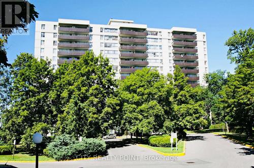 1207 - 6200 Bathurst Street, Toronto, ON - Outdoor With Facade