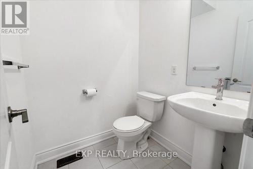 21 Olympic Gate, Barrie, ON - Indoor Photo Showing Bathroom