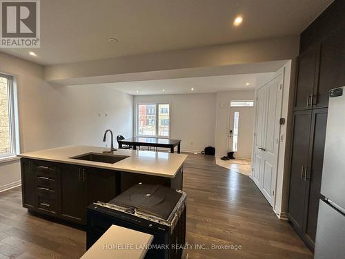 3280 Sixth Line, Oakville, ON - Indoor Photo Showing Kitchen